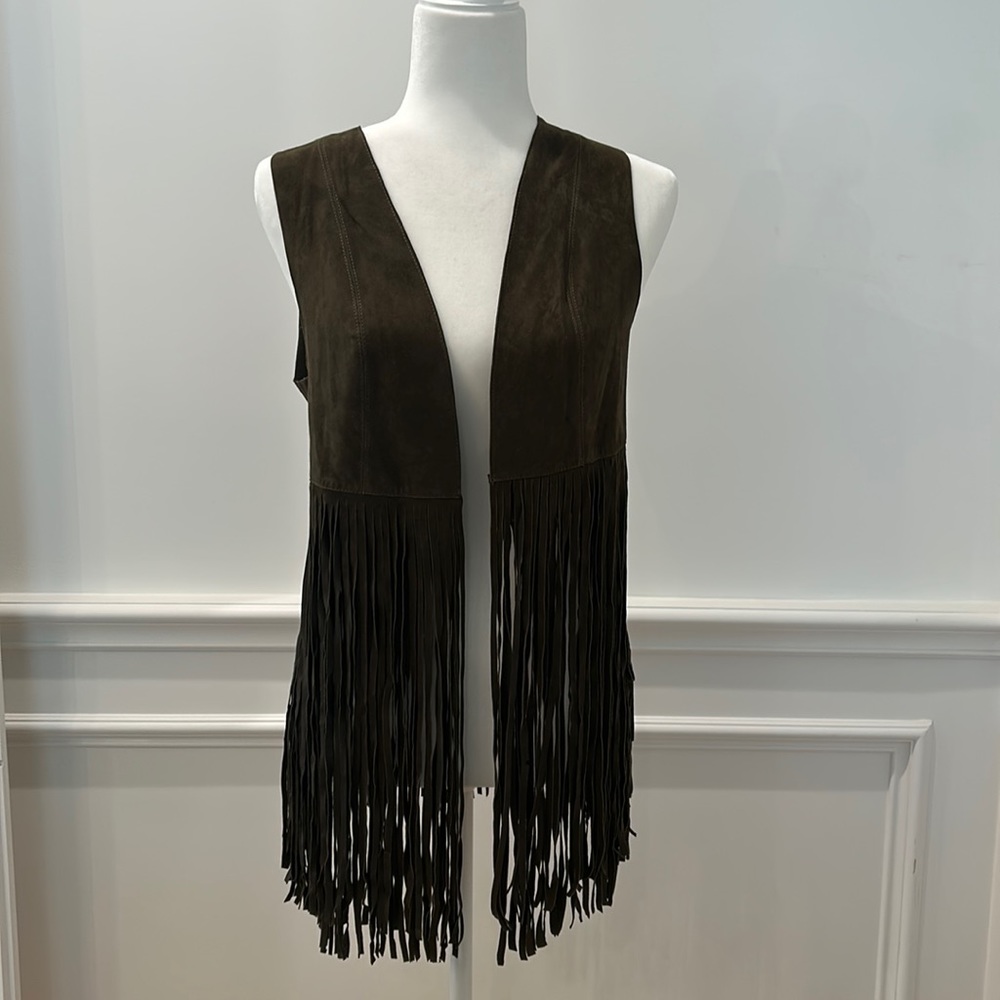 New with tags fringe vest in a hunter‎ green size small by Lamarque